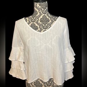 Hippie Laundry Chic White Ruffle Sleeve Blouse